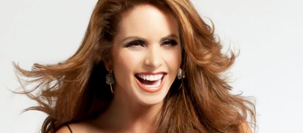 Lucero é uma das mais belas atrizes mexicanas. Lucero é uma das mais belas atrizes mexicanas.