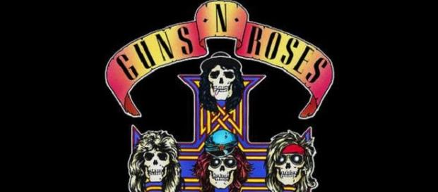 Will Guns N' Roses re-unite in 2016? Will Guns N' Roses re-unite in 2016?
