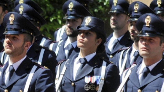 Bonus di 80 euro nel 2016 anche alle forze armate