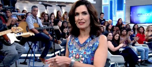 Fátima é xingada ao vivo por estudantes Fátima é xingada ao vivo por estudantes