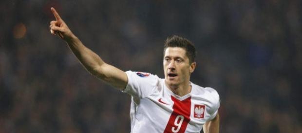 Spielt Robert Lewandowski bald bei Real Madrid? Spielt Robert Lewandowski bald bei Real Madrid?