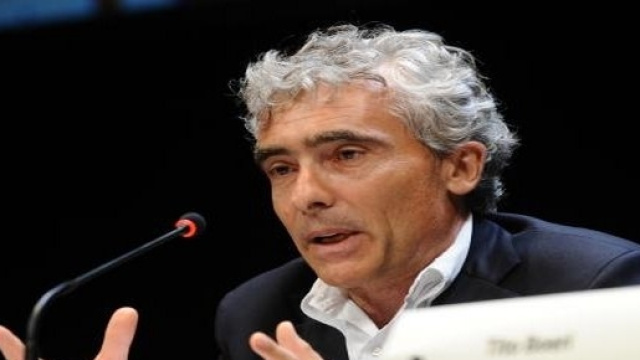 Buste arancioni inviate a non tutti i lavoratori