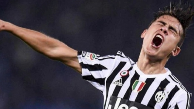 Dybala esulta dopo il gol realizzato