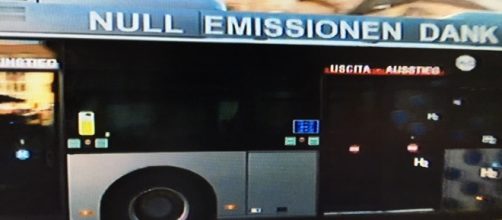 Autobus a Idrogeno con emissione di CO2 = 0