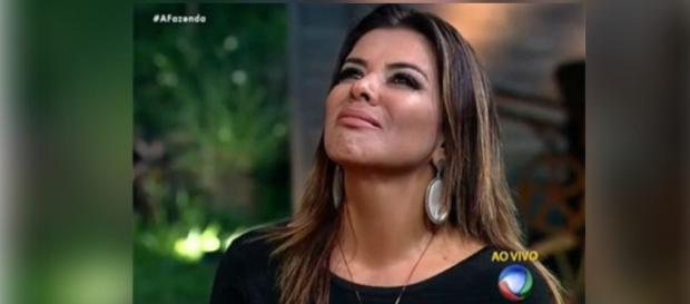 Mara Maravilha nega ter agredido Douglas Mara Maravilha nega ter agredido Douglas