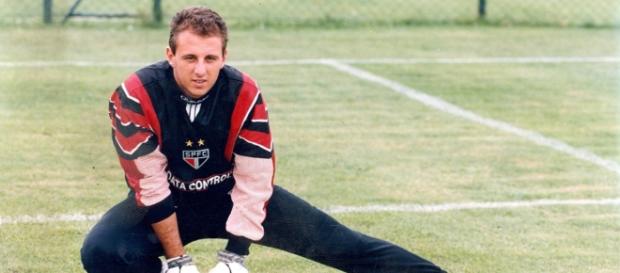 Rogério Ceni em inicio de carreira. (Divulgação) Rogério Ceni em inicio de carreira. (Divulgação)