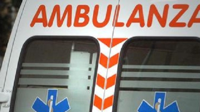 Calabria: camion si ribalta, un ferito.