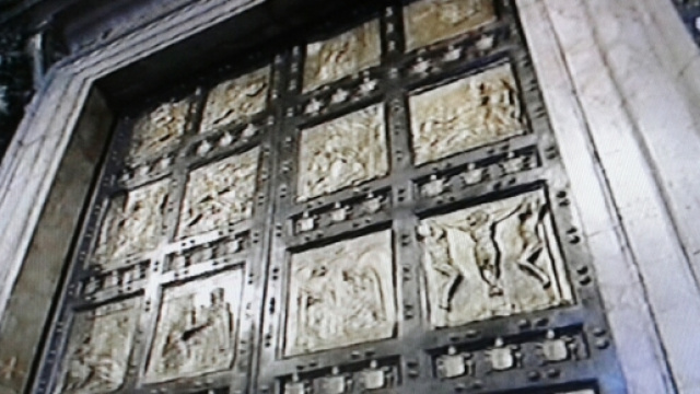 La Porta Santa in attesa della sua apertura.