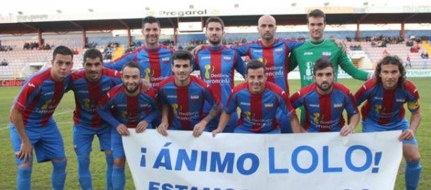 Apoyo del equipo a uno de sus jugadores lesionados Apoyo del equipo a uno de sus jugadores lesionados