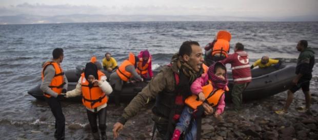I migranti salvati al largo dell'isola greca I migranti salvati al largo dell'isola greca
