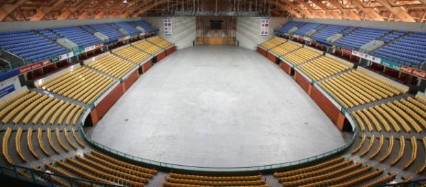 A sala irá receber milhares de pessoas em 2016. A sala irá receber milhares de pessoas em 2016.