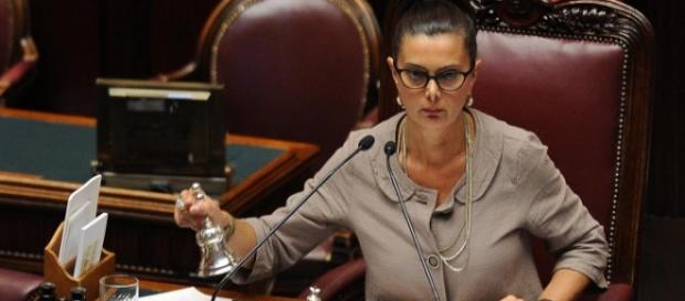 Lunga pausa per i parlamentari Lunga pausa per i parlamentari