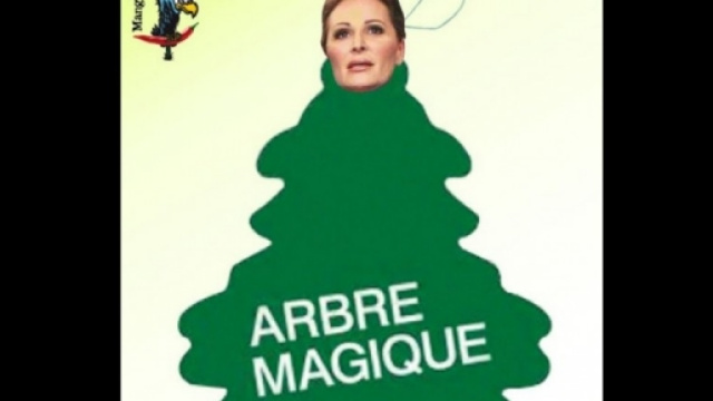 parodie su abito di Daniela Santanch&eacute;