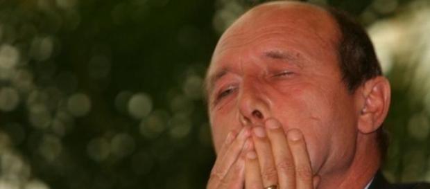 Basescu va trebui sa plateasca pentru faptele sale Basescu va trebui sa plateasca pentru faptele sale