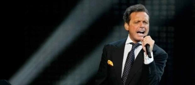 Denuncian a Luismi por incumplimiento de contrato Denuncian a Luismi por incumplimiento de contrato