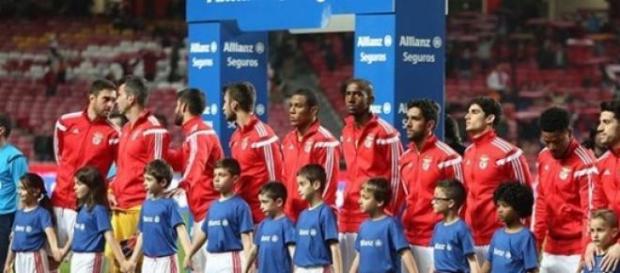 11 encarnado (fonte: facebook do S.L. Benfica) 11 encarnado (fonte: facebook do S.L. Benfica)
