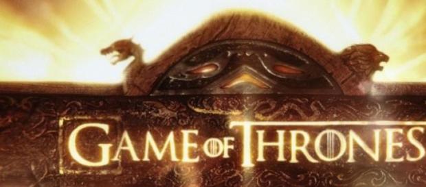 Cabecera de 'Juego de Tronos'. Cabecera de 'Juego de Tronos'.