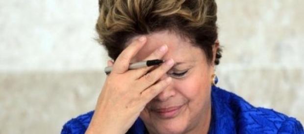 Pedido de impeachment da presidente é encaminhado Pedido de impeachment da presidente é encaminhado