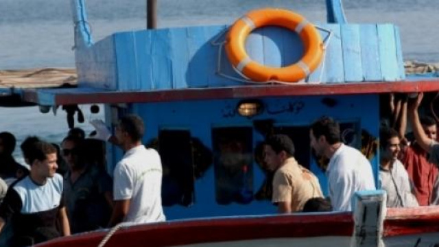 Migranti in arrivo a Lampedusa