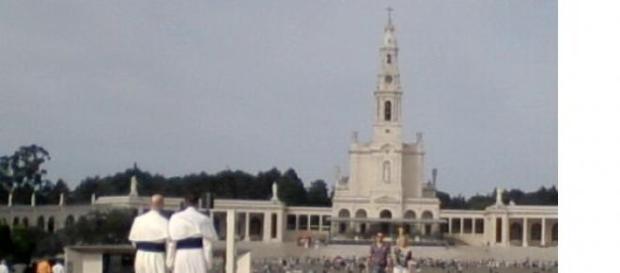 Fátima - Cidade da Paz, Cidade Altar do Mundo Fátima - Cidade da Paz, Cidade Altar do Mundo