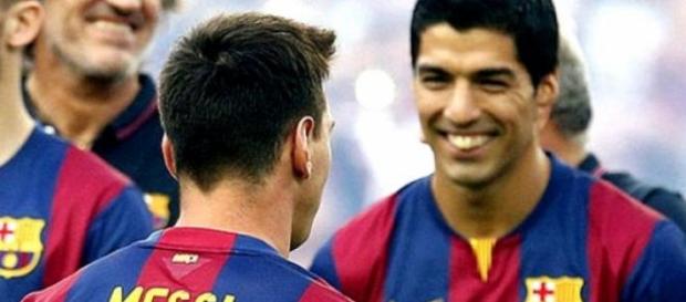 Messi y Suárez durante un momento del partido Messi y Suárez durante un momento del partido