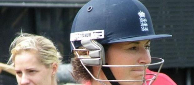 Charlotte Edwards played a captain's knock Charlotte Edwards played a captain's knock