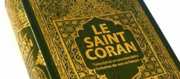 Une superbe édition du Saint Coran Une superbe édition du Saint Coran