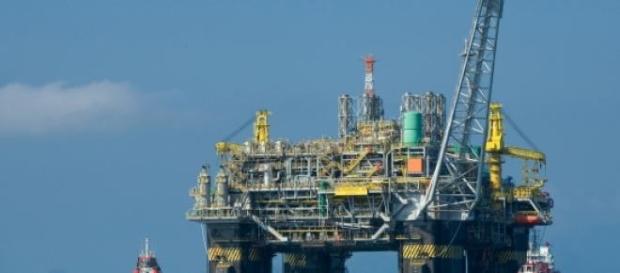 Buscas por sobreviventes é interrompida Buscas por sobreviventes é interrompida