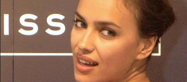 Irina busca a su hombre perfecto Irina busca a su hombre perfecto