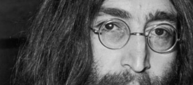 John Lennon, artista molto popolare John Lennon, artista molto popolare