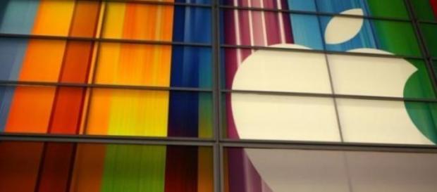 La Apple sostiene l' energia rinnovabile La Apple sostiene l' energia rinnovabile