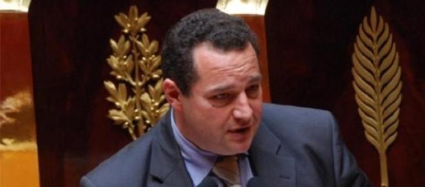 Pour Poisson, l'UDMF est communautariste. Pour Poisson, l'UDMF est communautariste.