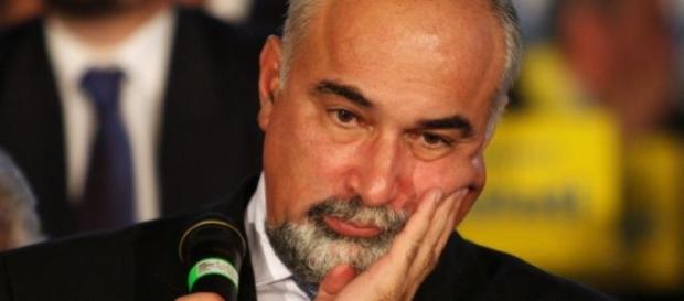 Reprezentatia lui Vosganian - demna de mila Reprezentatia lui Vosganian - demna de mila