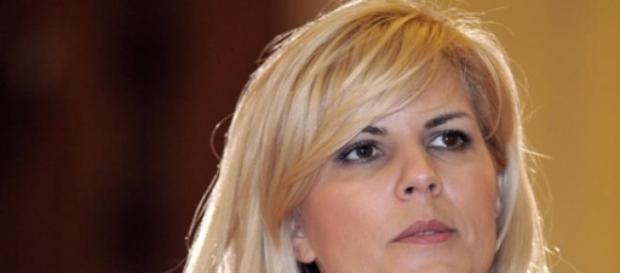 Udrea doreste sa-si zugraveasca celula! Udrea doreste sa-si zugraveasca celula!