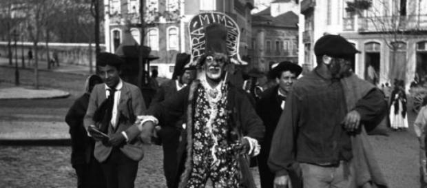 O Carnaval lisboeta em 1900 com o tradicional Xéxé O Carnaval lisboeta em 1900 com o tradicional Xéxé