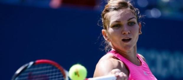 Petra Kvitova o depaseste pe Halep Petra Kvitova o depaseste pe Halep