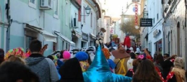 "Carnaval mais português" de Portugal é em Torres. "Carnaval mais português" de Portugal é em Torres.