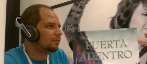 Yo en entrevista de radio Yo en entrevista de radio