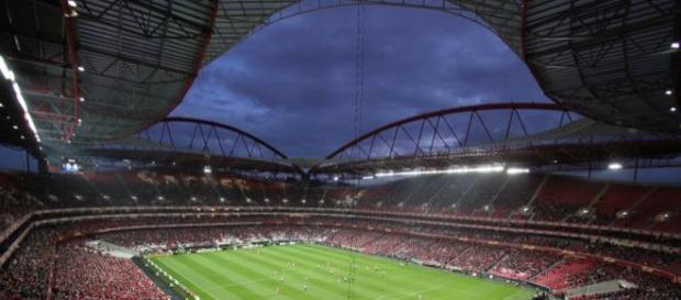 Benfica quer mais adeptos nas bancadas. Benfica quer mais adeptos nas bancadas.