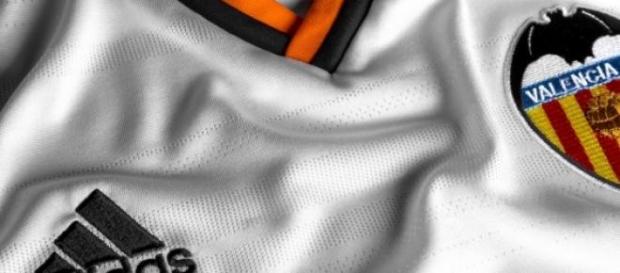 Camiseta del Valencia C.F. Camiseta del Valencia C.F.