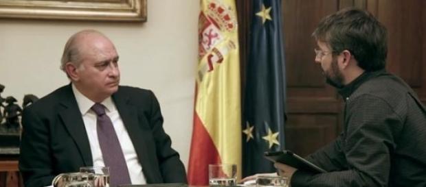 Entrevista de Évole a Fernández Díaz Entrevista de Évole a Fernández Díaz