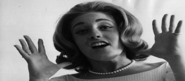 Lesley Gore a murit de cancer pulmonar Lesley Gore a murit de cancer pulmonar