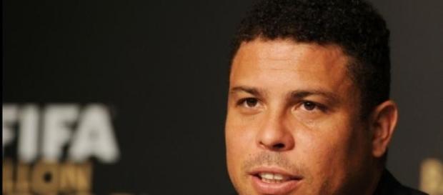 Ronaldo quase voltou para o Corinthians Ronaldo quase voltou para o Corinthians