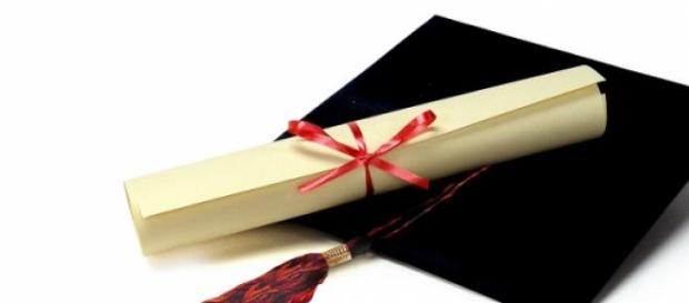 Diploma in cazul absolventilor unui curs Diploma in cazul absolventilor unui curs