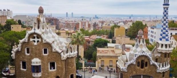 Park Güell - bajkowy świat Antonio Gaudiego Park Güell - bajkowy świat Antonio Gaudiego