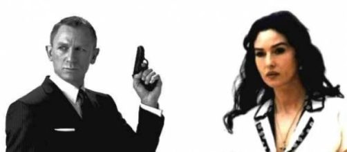 La pistola di 007 è pronta a sparare.