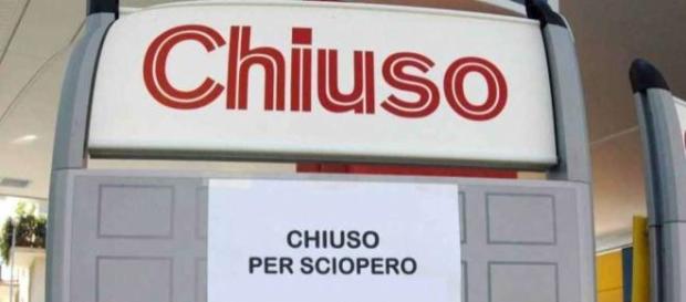 Chiusura per sciopero dei benzianai in autostrada Chiusura per sciopero dei benzianai in autostrada