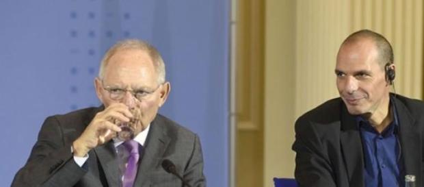 Schäuble y Varoufakis en una reunión Schäuble y Varoufakis en una reunión