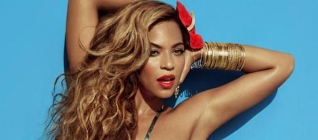 Sem Photoshop o rosto de Beyoncé não é assim. Sem Photoshop o rosto de Beyoncé não é assim.