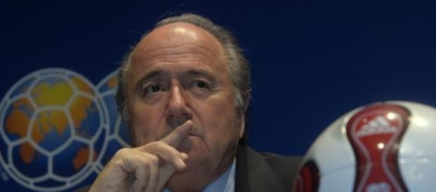 Sepp Blatter pode esperar críticas dos clubes Sepp Blatter pode esperar críticas dos clubes